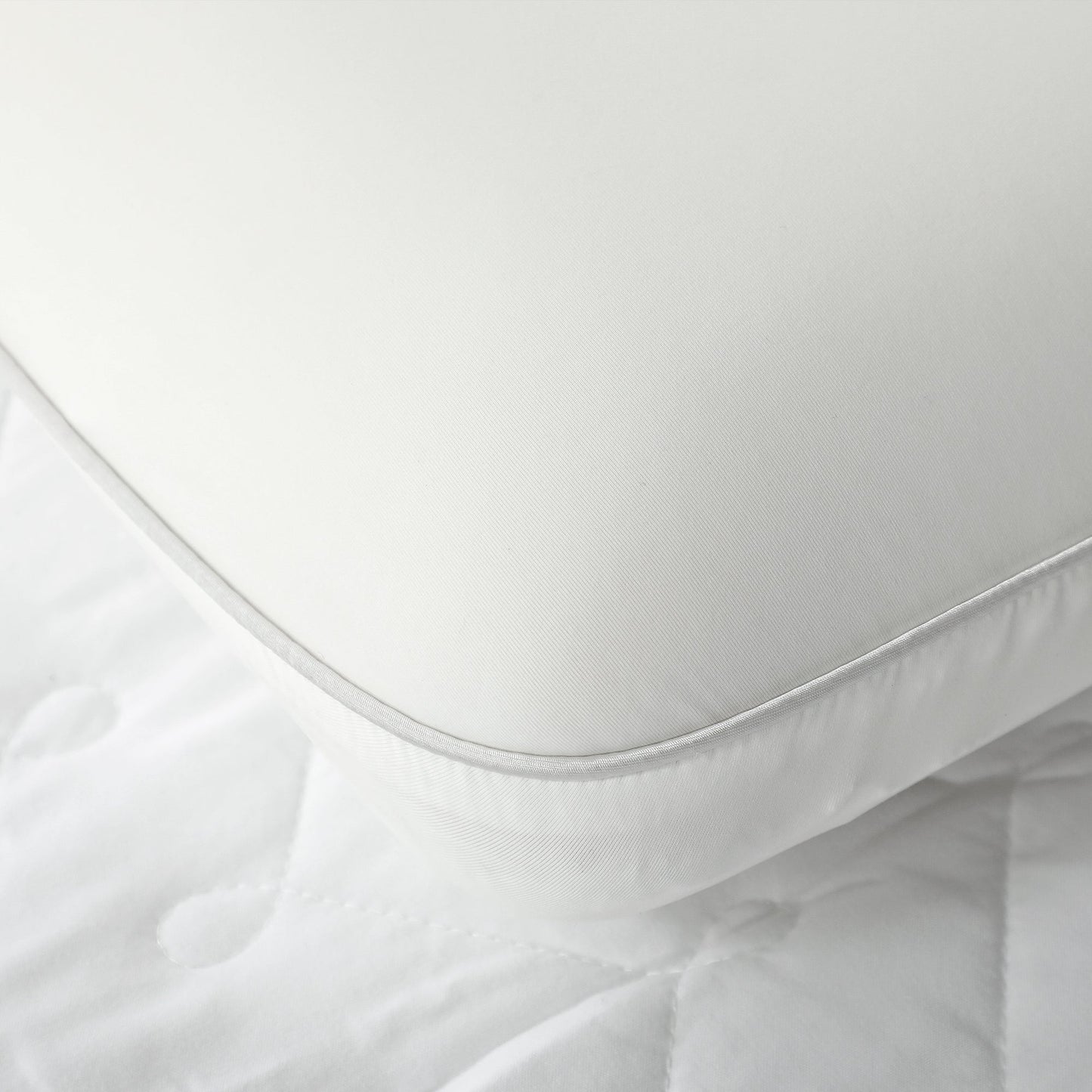 Rapid Rebound Memory Foam Pillow with Removable and Washable Cover, 60x40x10 cm, Cream White