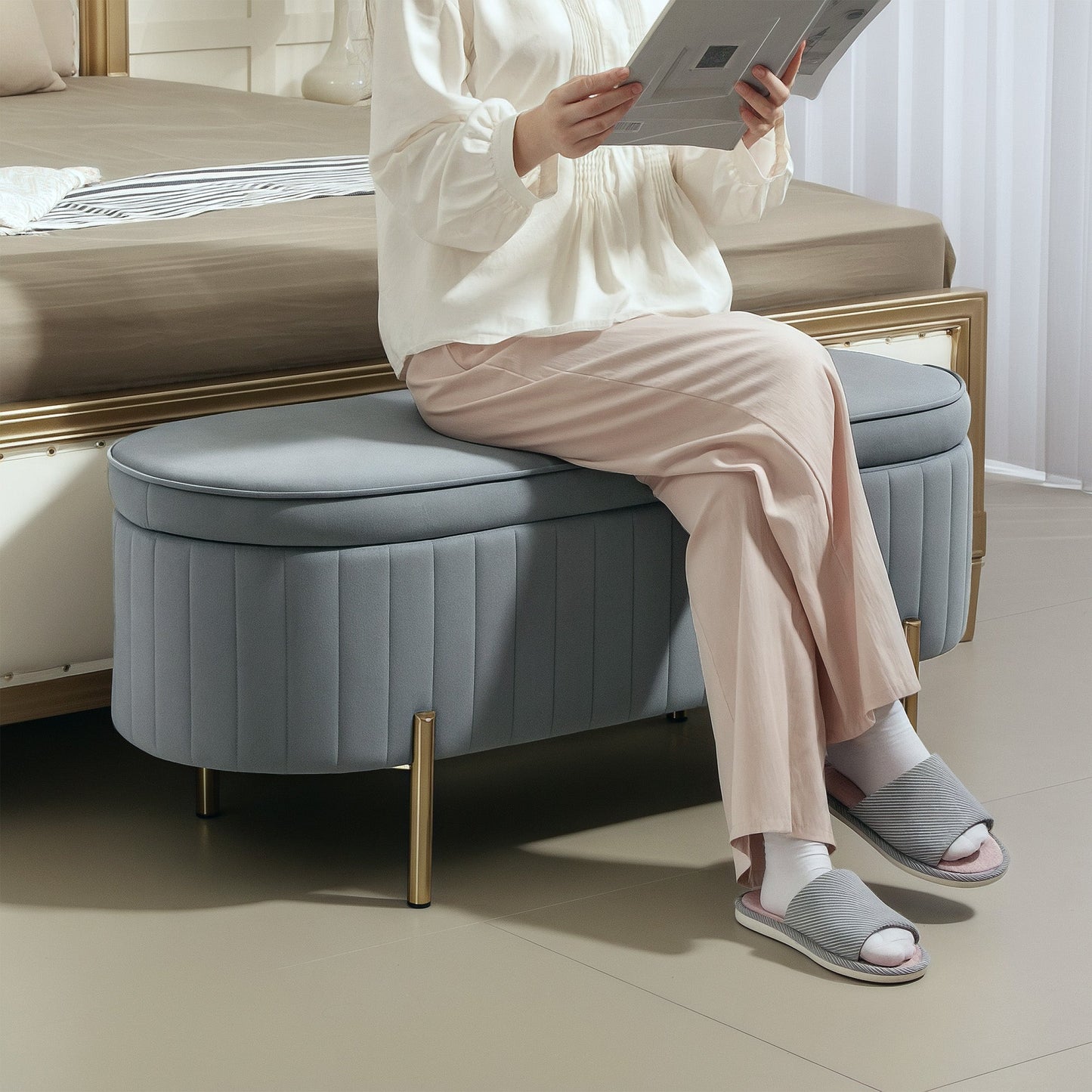 72L Oval Storage Bench with Lift-Top Lid, Velvet Fabric and Wood, 108x44x43.5 cm, Grey