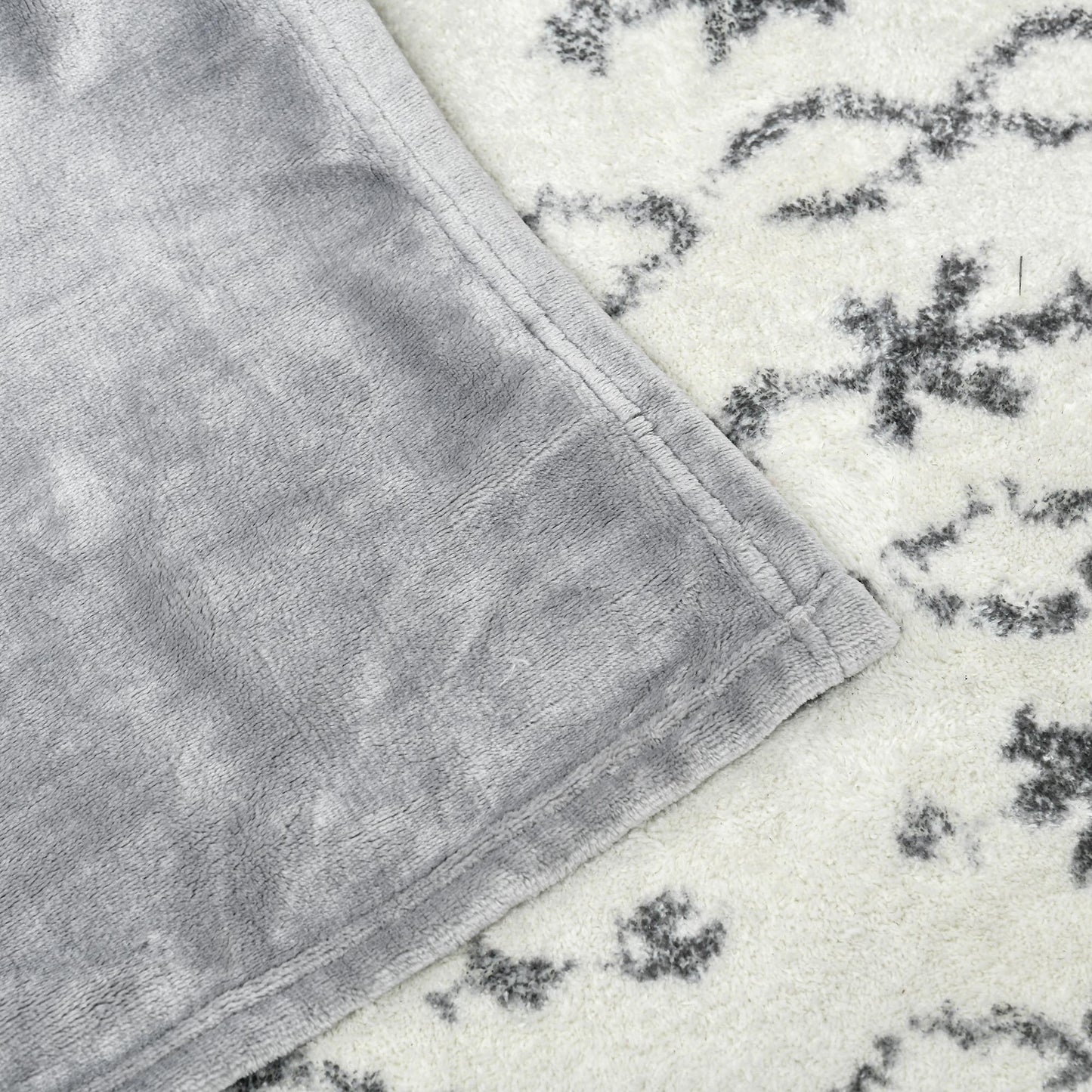 Grey 330 GSM Reversible Flannel Blanket for Indoor and Outdoor Use, 203x152x0.5 cm, Grey