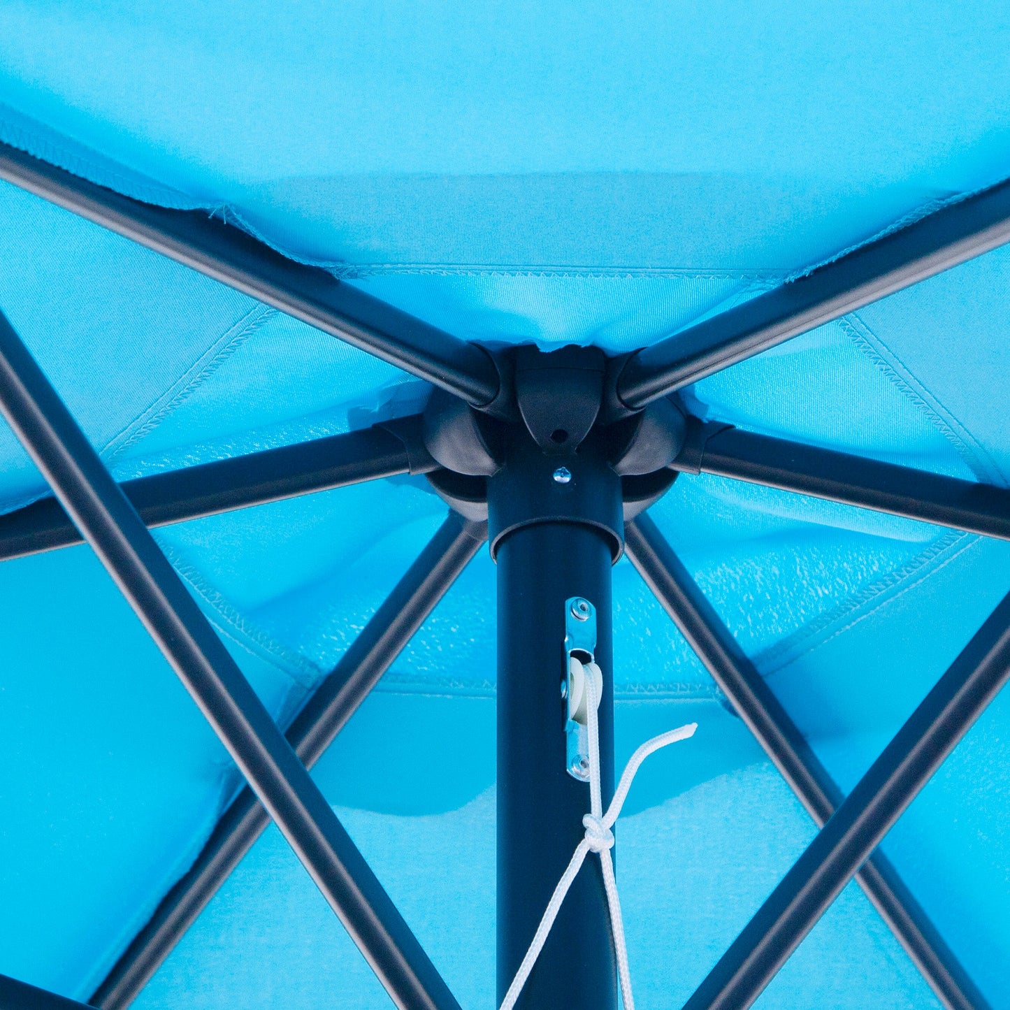 Garden Umbrella Ø2.6x2.4 m with Crank and Tilting Head in Aluminum and Polyester, Blue