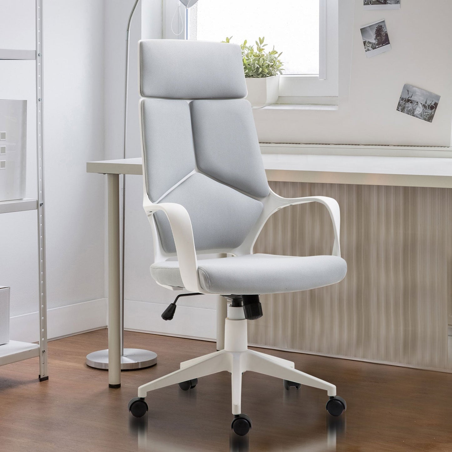Office Chair with Rocking Function, Adjustable and Swivel Fabric Presidential Chair, 63x63x117-127 cm, Grey