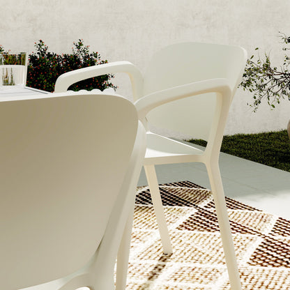Set of 4 Stackable Garden Chairs in PP with Modern Design with Armrests 60x56x75 cm, White