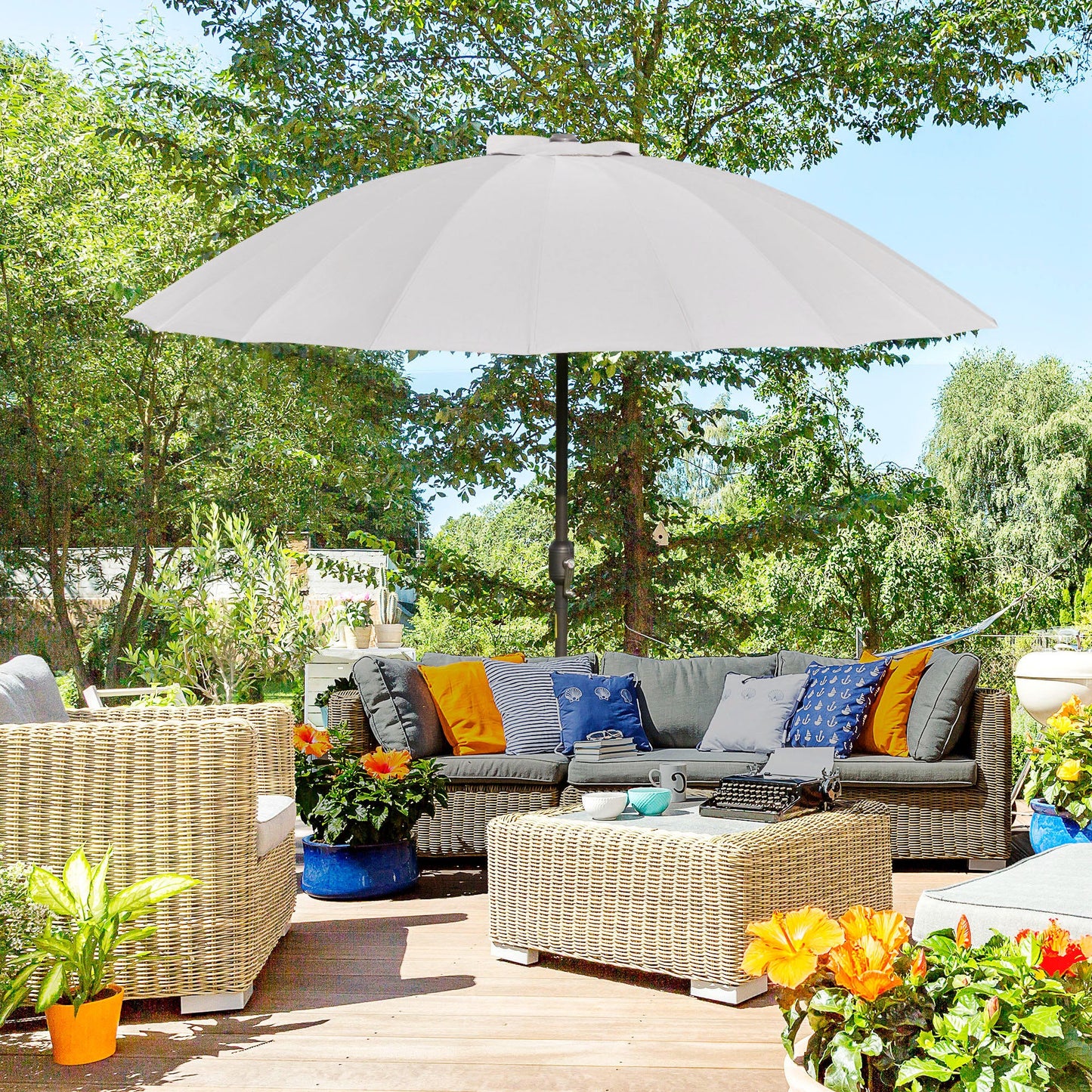 Garden and Terrace Umbrella 2.5x2.5 m with Crank and 18 Ribs and Tiltable, Grey