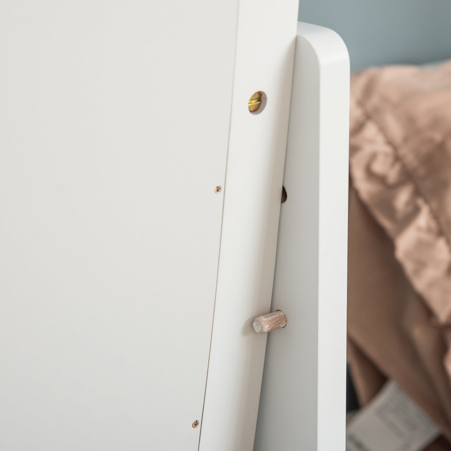 Oval Full Length Floor Mirror with Adjustable Tilt, 47.5x45.5x154.5cm, White