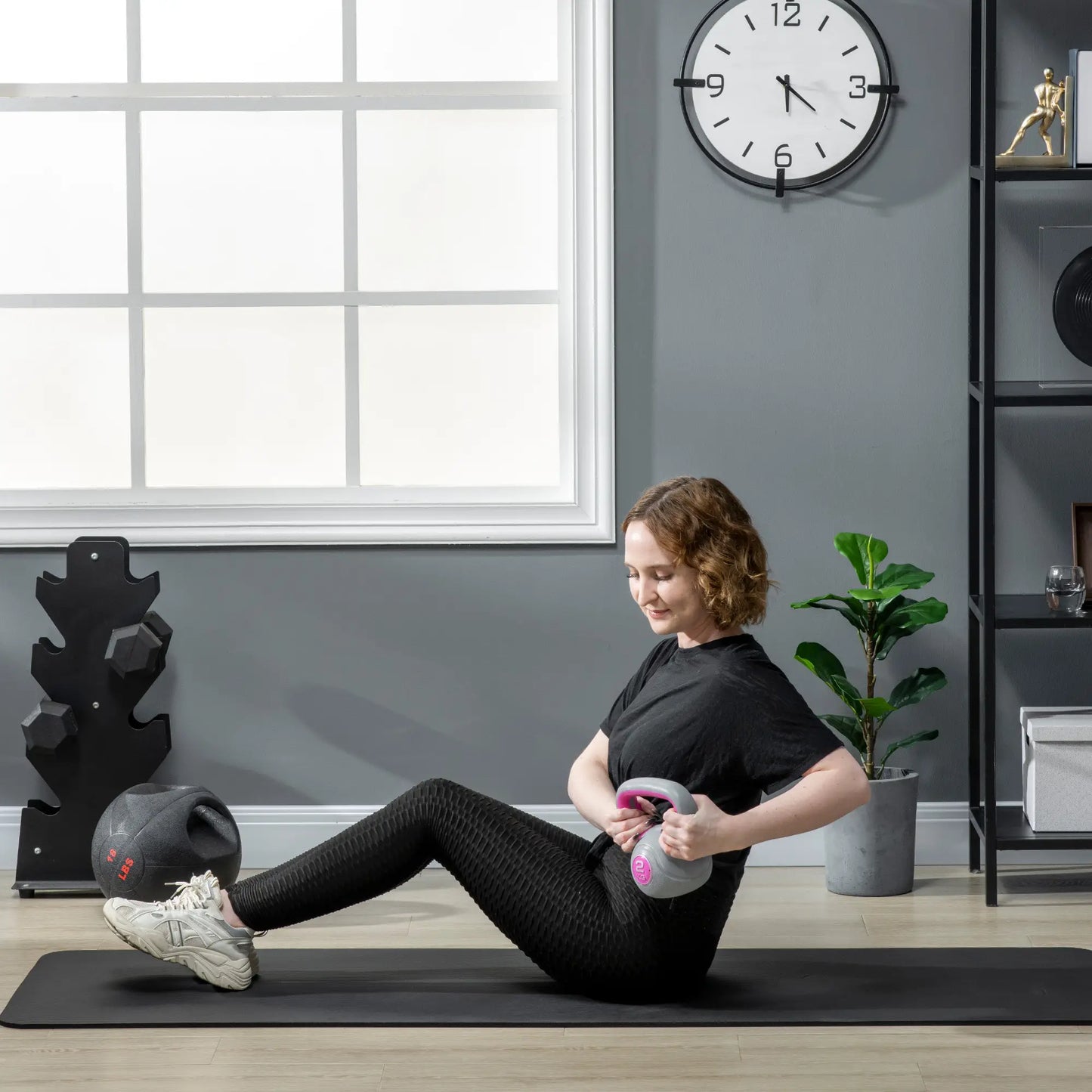 Kettlebell 8kg in PU and Sand with Flat Base and Handle for Deadlifts, Squats and Lifts, 18x10x20 cm, Pink