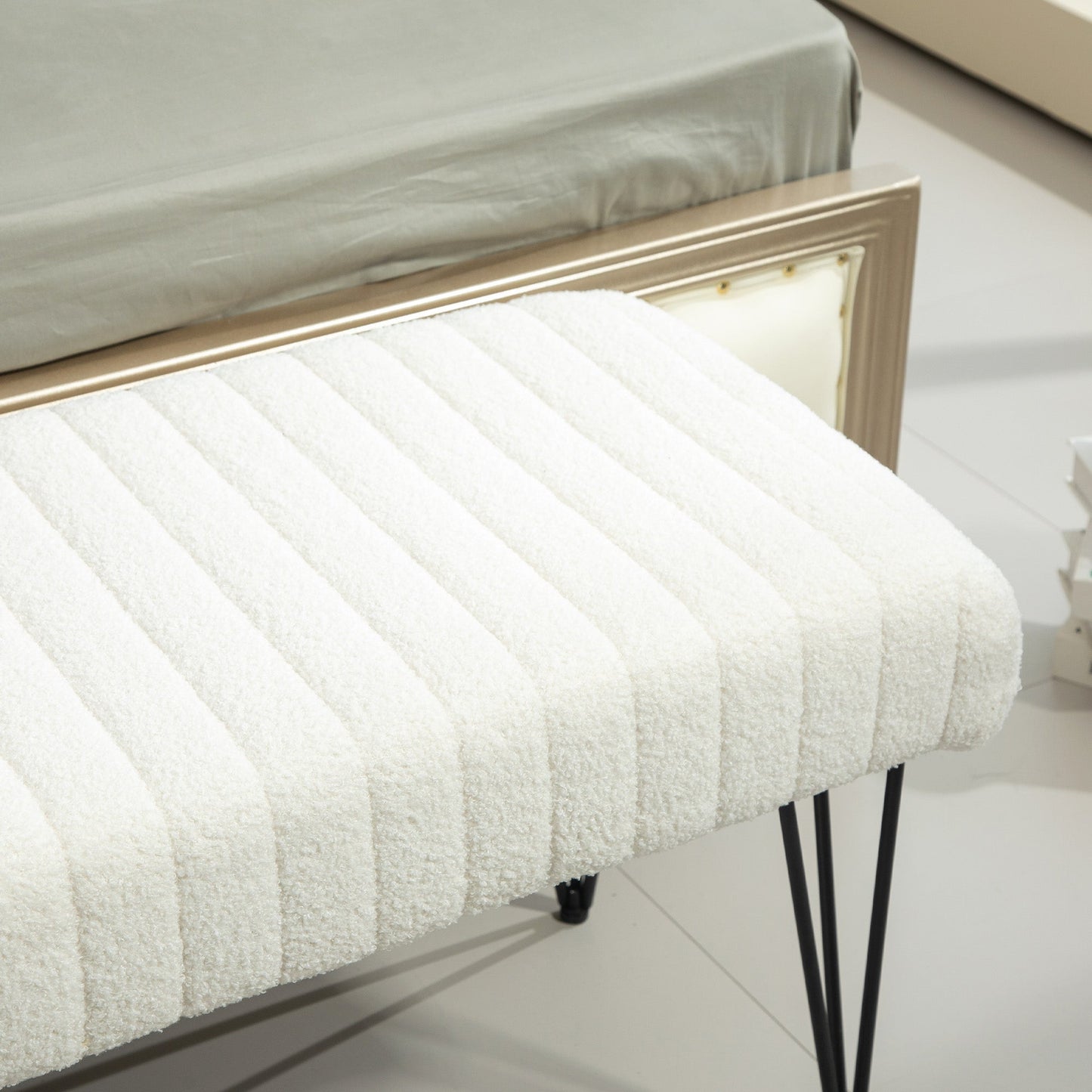 Modern Bedside Bench with Hairpin Legs, in Chenille Effect Fabric, Wood and Metal, 118.5x46x49.5 cm, Cream