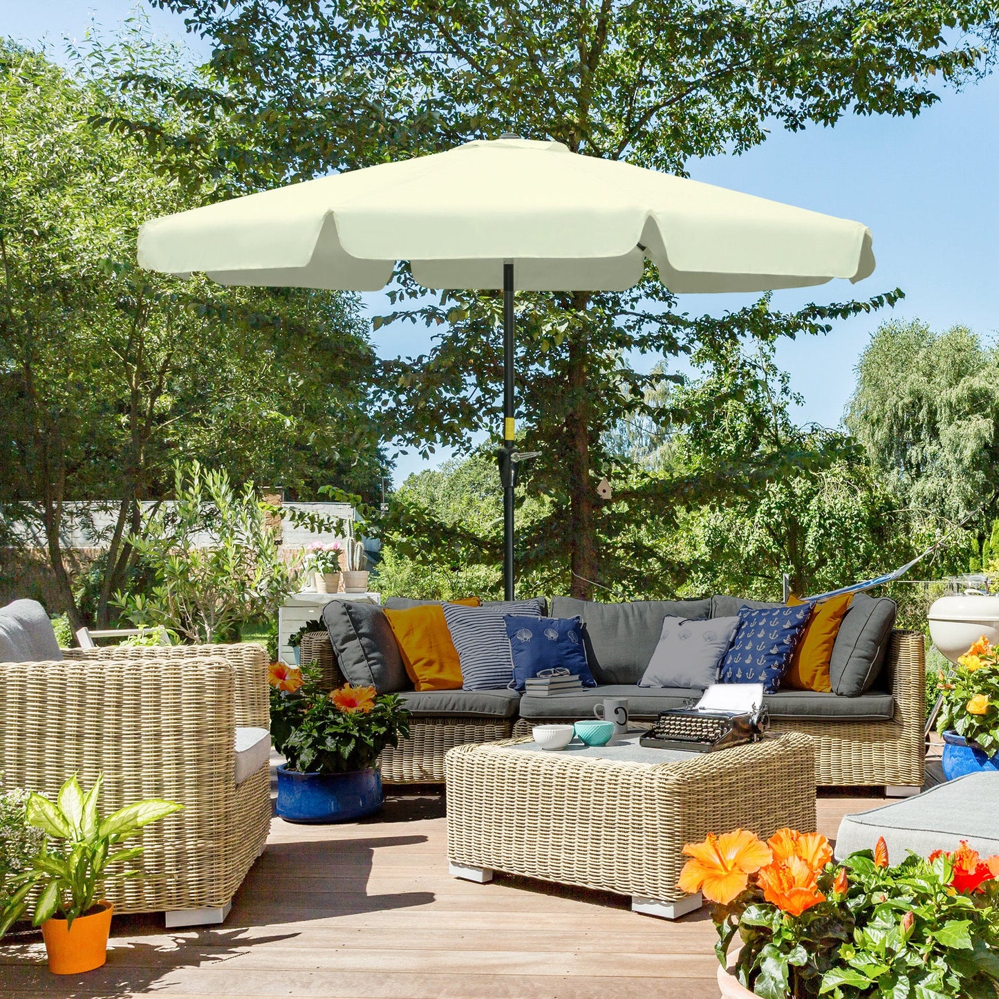 Garden and Terrace Umbrella Ø2.7x2.5 m Round with Tilting Head and UV 50+ Resistant, Beige